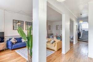 Villas Big House - Parking Privee - Piscine - Wifi - tout equipee : photos des chambres