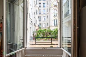 Renan - KP - Apt Calm for 2p in Paris 15th