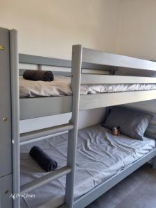Appartements Goodlife - a 5 min a pieds de la mer avec balcon & parking - By AURAconciergerie : photos des chambres