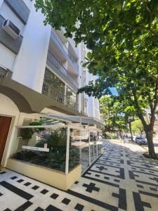 Apartamento Pitangueiras 2 quartos com ar condicionado, garagem