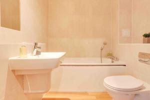 Niche Parkview Apartments