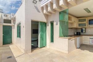 Cobertura com Piscina e churrasqueira Privativas em Santos - 100m da praia Boqueirão