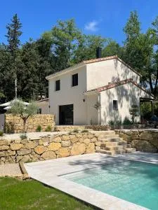 Villa with pool, absolute calm - Plascassier