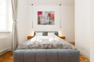 Jonathan Luxury Apartment Trieste Station