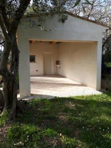 Maisons de vacances Magnifique logement independant dans villa avec piscine : photos des chambres