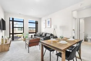 The Leisure & The Work Mixed In One-Site - Arlington