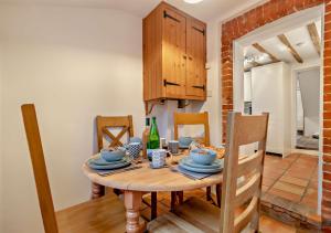 Hawker Cottage