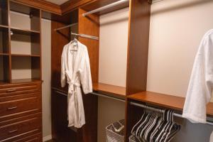 Downtown Palazzo Romano 3 Bedroom Executive Suite