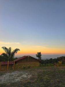 Mountain refuge - Cabin with wonderful views!