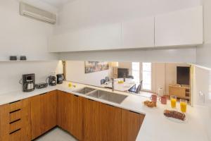 Acropolis Museum Retreat by GHH