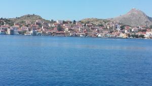 Villa Efraim Amalia Halki-Island Greece