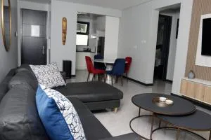 Cityscape J3, 2 Bedrooms, 2 Queen Beds - Kgaphamadi