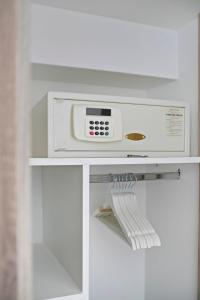 HouseBoat the New Lake - Nieuwe Meer