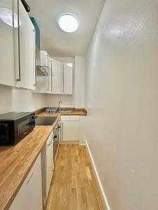 Bright flat in Maida Hill
