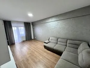 Apartament - Drăgăşani