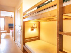 Apartment Les Grizzlis by Interhome