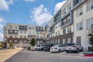 Luxury Apartments in Riverside Austin - 10mins to Airport