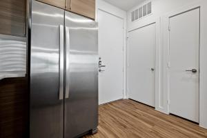 Luxury Apartments in Riverside Austin - 10mins to Airport