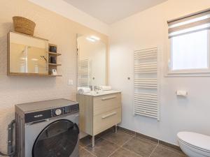 Apartment Eden Golfe-2 by Interhome