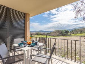 Appartements Apartment Eden Golfe-2 by Interhome : photos des chambres