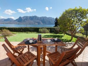 Apartment Anna by Interhome