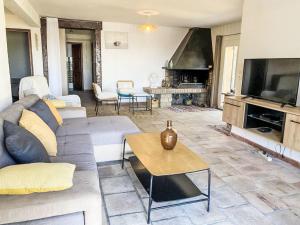 Holiday Home Zita by Interhome