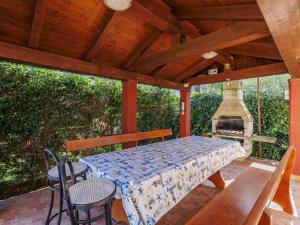 Apartment Zoki 2 by Interhome