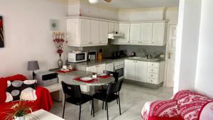 Apartment Callisto - 3hvězdičkové hotely ve městě Arona