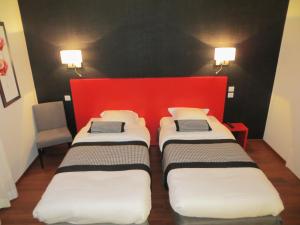 Hotels Auberge Bressane de Buellas : Chambre Double ou Lits Jumeaux Supérieure - Accès Personnes à Mobilité Réduite  - Non remboursable