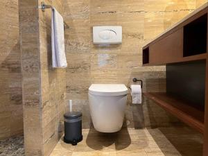 Paseo Colonial - Leos Favorite #8