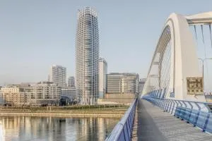 Eurovea Tower with Free Parking - Ovsište