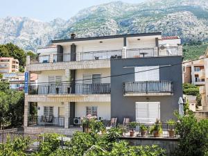 Apartment Villa Silvia-1 by Interhome