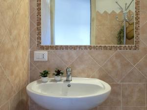 Apartment La Casa dei Marinai by Interhome img31