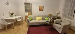 Tipp - Zentral ruhig mit großem Balkon - Büschdorf