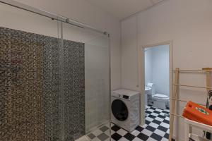 Oporto Spacious 2 private apartments combined in 1