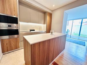 The Eça de Queiroz House - NO CV E - Central Three-Bedroom Apartment