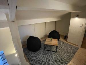 pretty villa club cosy Bandol