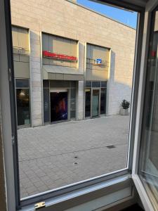 Luxus-Apartment im Herzen von Ludwigsburg - - WLAN - Klima - 24h Check-In - Waschmaschine - Terrasse - 200m vom Schloss und vom Ludwigsburger Marktplatz - -