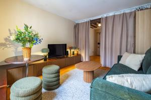 Apt Central Hotel de Ville