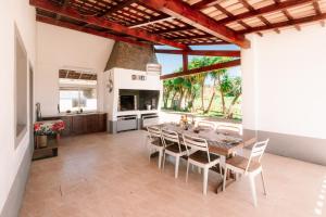 Luxe villa for 8 - Private Pool -AC -BBQ Area - Patio - 160Mbps - Olives - Palm - vineyard