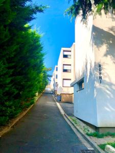 Sejours chez l'habitant Appartement entier HUI : photos des chambres