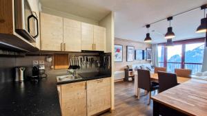 Résidence Le Panoramic - Appartement spacieux · Départ et retour skis aux pieds · Piscine · Parking inclus · Spa MAE-6931