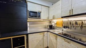 Résidence Le Panoramic - Appartement spacieux · Départ et retour skis aux pieds · Piscine · Parking inclus · Spa MAE-6931