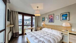 Résidence Le Panoramic - Appartement spacieux · Départ et retour skis aux pieds · Piscine · Parking inclus · Spa MAE-6931