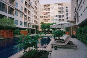 Cozy 1 BD Room Pool Gym Balcony Walk To Central Festival