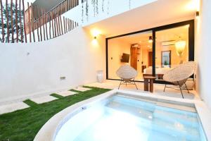 Loch Tulum by The Spot Rentals