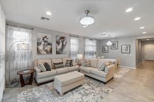 Cozy 4 bedrooms home in the heart of Casa Grande - Ubytování bez kategorie ve městě Casa Grande