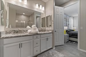 Cozy 4 bedrooms home in the heart of Casa Grande