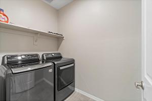 Cozy 4 bedrooms home in the heart of Casa Grande