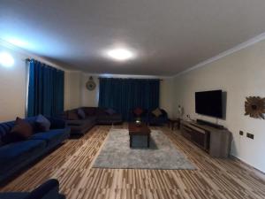 Five-Bedroom, all-ensuite Nest - MGs Mountain Nest